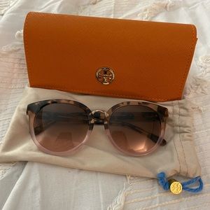 tory burch pink leopard print sunglasses